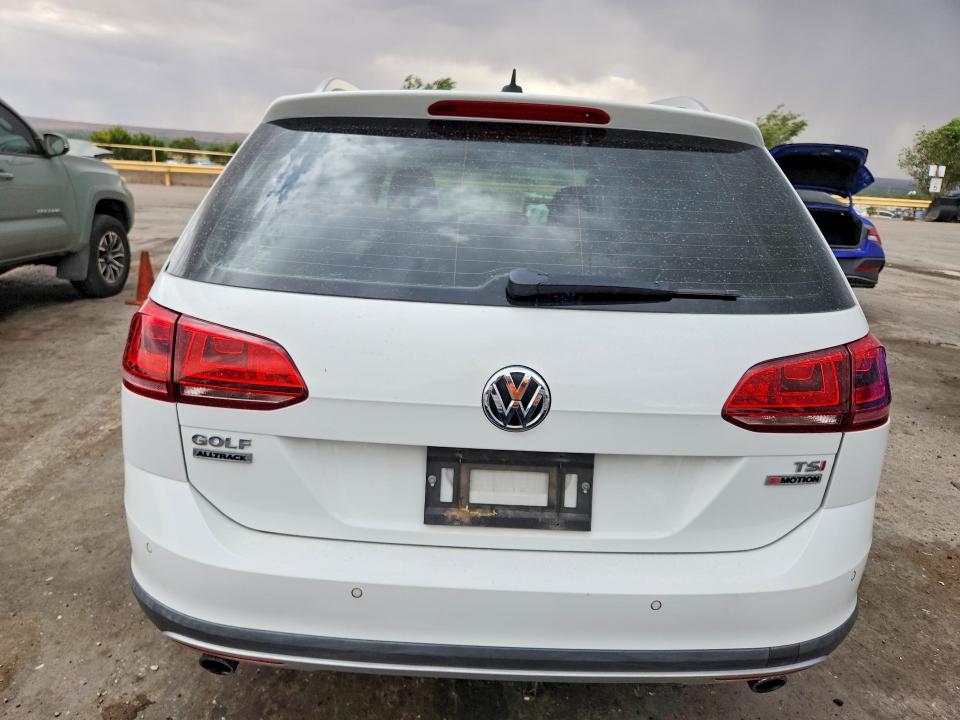 56940896 :رقم المزاد ، 3VWH17AU2HM512679 vin ، 2017 Volkswagen Golf Alltrack مزاد بيع