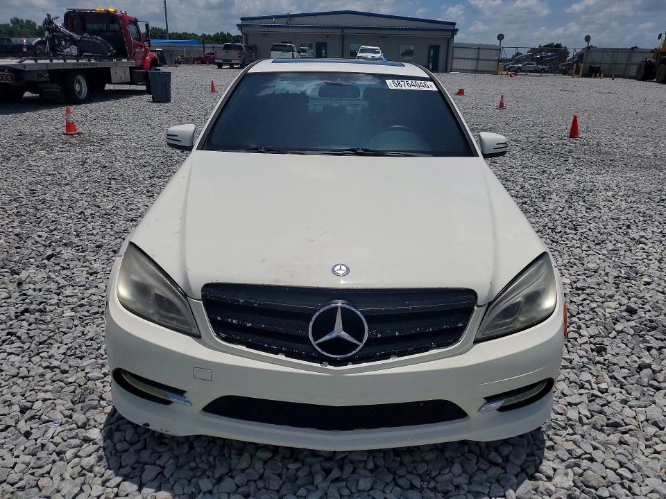 58764046 :رقم المزاد ، WDDGF5EB5BR137136 vin ، 2011 Mercedes-benz C مزاد بيع