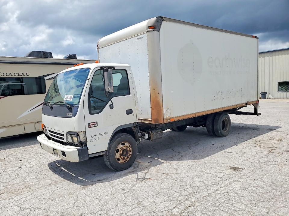 56975106 :رقم المزاد ، J8DB4B16X57001990 vin ، 2005 Gmc W4 مزاد بيع