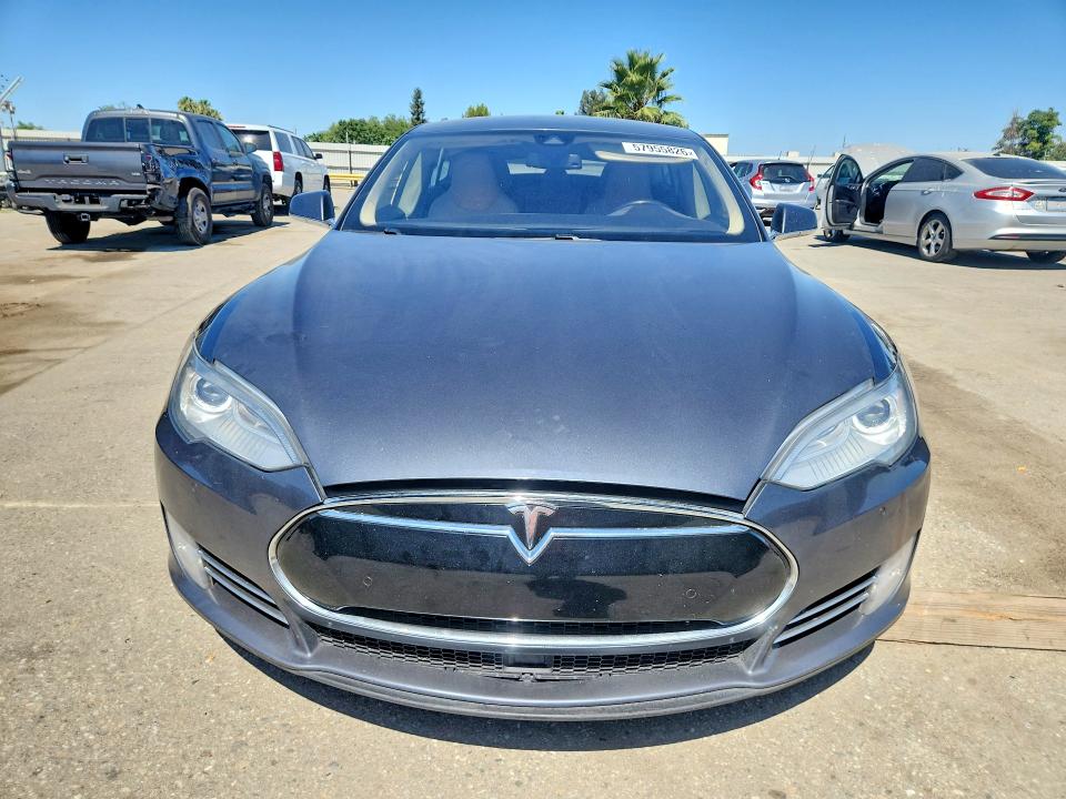 Продажа на аукционе авто 2014 Tesla Model S, vin: 5YJSA1H12EFP60545, номер лота: 57955826
