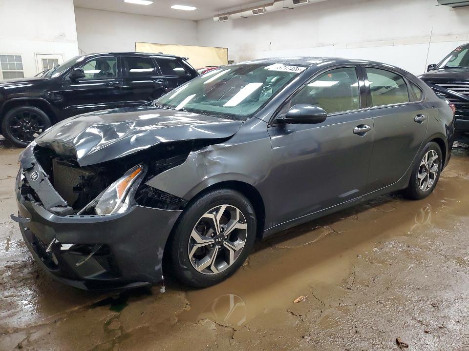 55717406 :رقم المزاد ، 3KPF24AD9LE158880 vin ، 2020 Kia Forte مزاد بيع