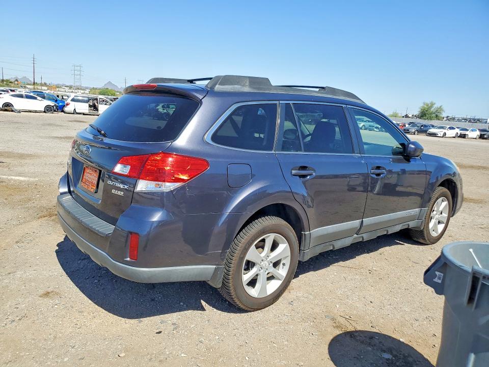 2013 Subaru Outback მანქანა იყიდება აუქციონზე, vin: 4S4BRBCCXD3242701, აუქციონის ნომერი: 58071536