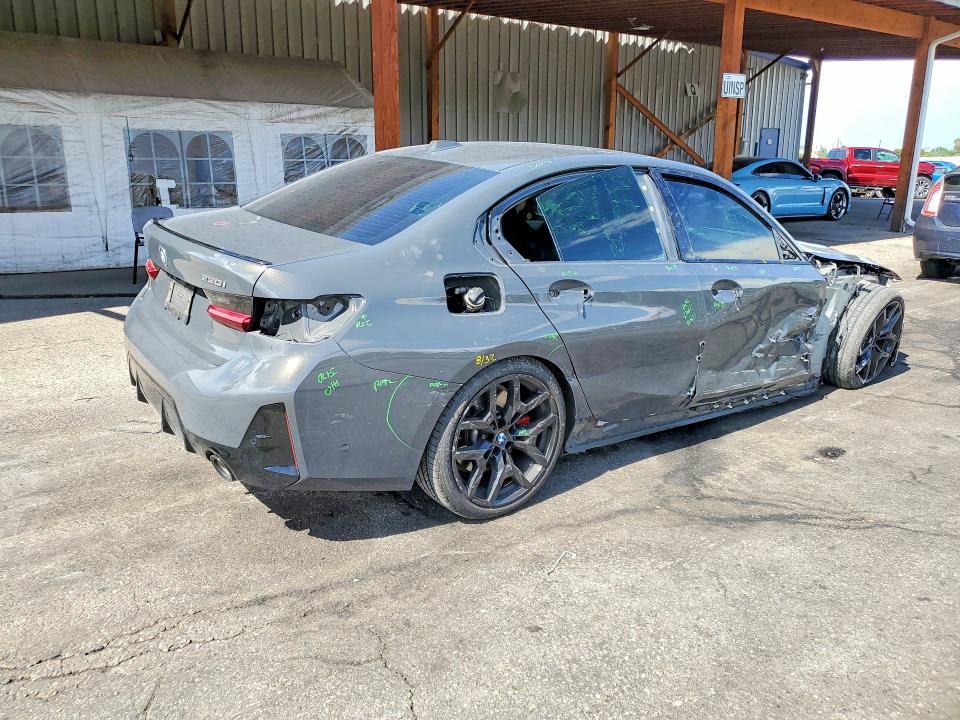 55733946 :رقم المزاد ، 3MW89CW08S8F10698 vin ، 2025 Bmw 330xi مزاد بيع