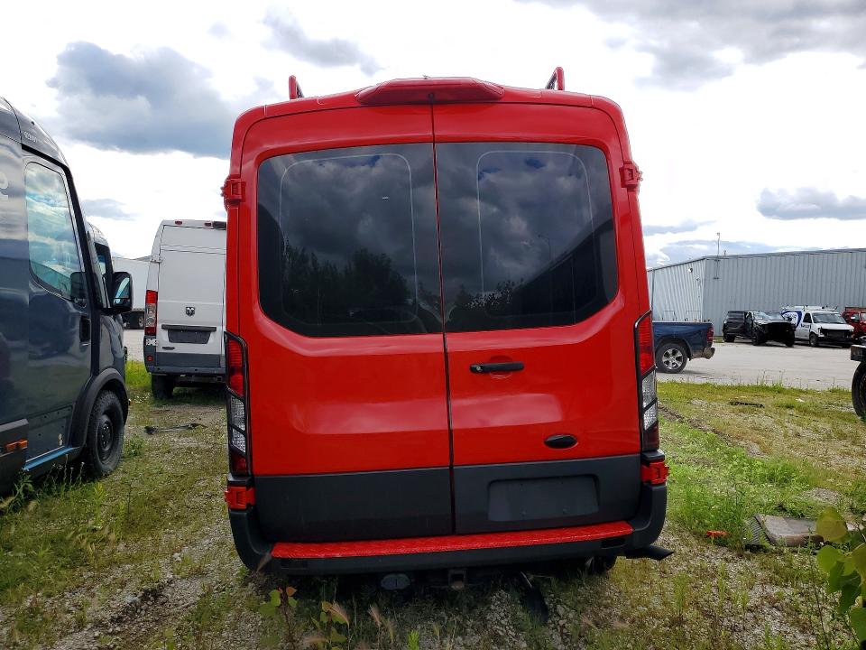 57165106 :رقم المزاد ، 1FTYR1CG0JKA27325 vin ، 2018 Ford Transit مزاد بيع