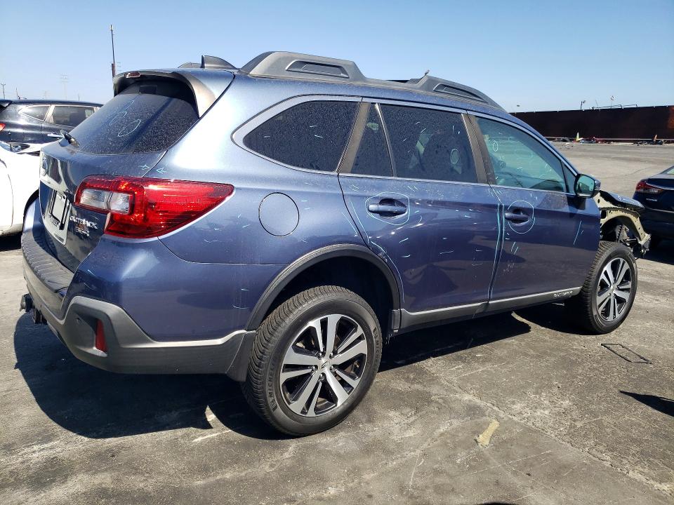 55460626 :رقم المزاد ، 4S4BSENC9J3318648 vin ، 2018 Subaru Outback مزاد بيع