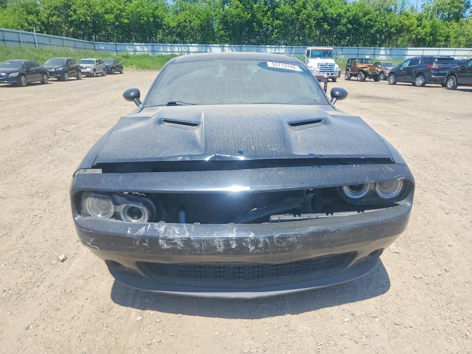 55713746 :رقم المزاد ، 2C3CDZAG9FH877483 vin ، 2015 Dodge Challenger مزاد بيع