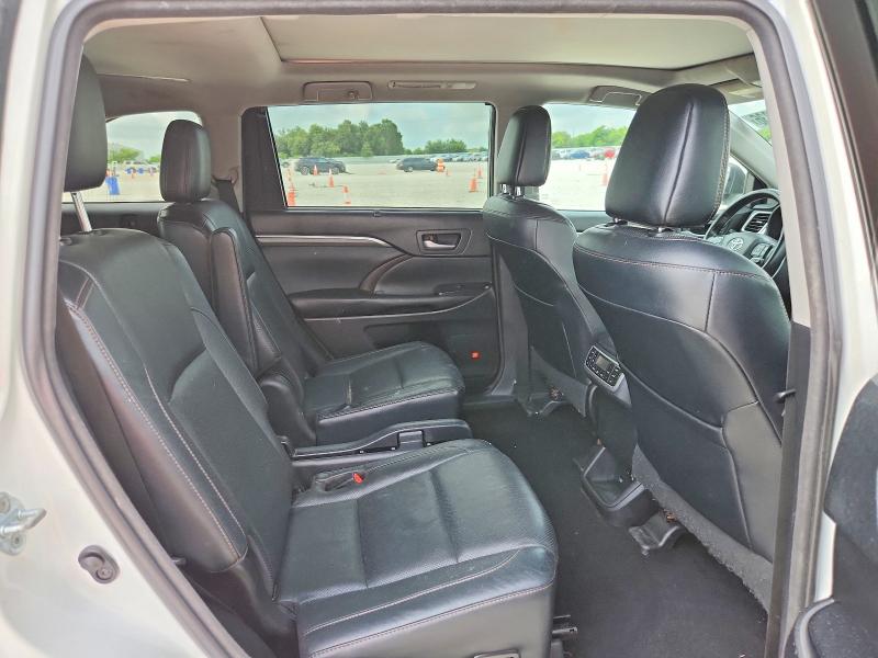 Продажа на аукционе авто 2017 Toyota Highlander, vin: 5TDYZRFH6HS199204, номер лота: 57261836