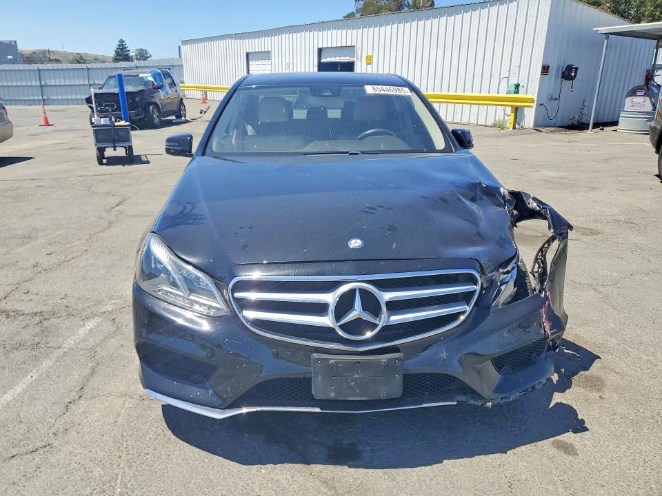 Продажа на аукционе авто 2015 Mercedes-benz E, vin: WDDHF8JB0FB106421, номер лота: 85446985
