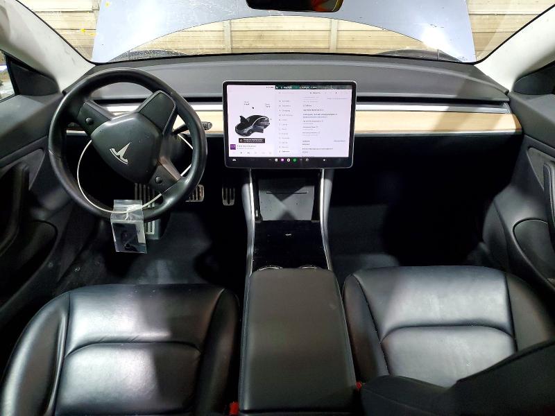 55904806 :رقم المزاد ، 5YJ3E1EB1KF205751 vin ، 2019 Tesla Model 3 مزاد بيع