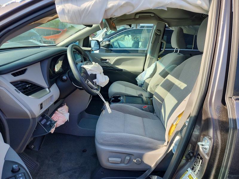 Продажа на аукционе авто 2017 Toyota Sienna, vin: 5TDJZ3DC5HS183808, номер лота: 55892976