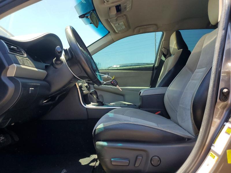 56841946 :رقم المزاد ، 4T1BF1FK2HU797499 vin ، 2017 Toyota Camry مزاد بيع