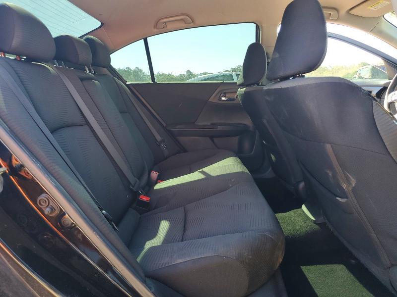 55807126 :رقم المزاد ، 1HGCR2F37HA205032 vin ، 2017 Honda Accord مزاد بيع