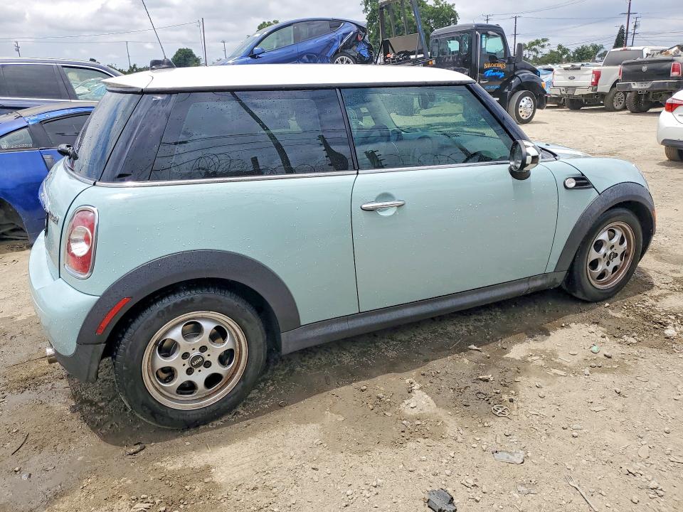 Продаж на аукціоні авто 2012 Mini Cooper, vin: WMWSU3C5XCT260136, номер лоту: 57818236