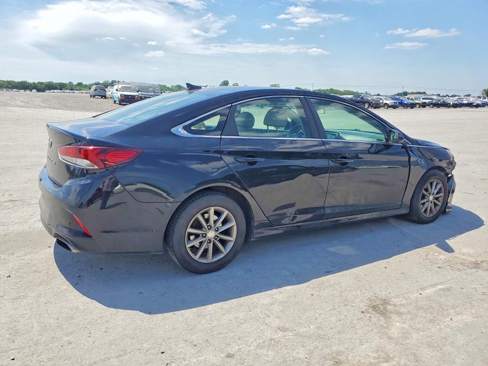 56313426 :رقم المزاد ، 5NPE24AF0JH621897 vin ، 2018 Hyundai Sonata مزاد بيع