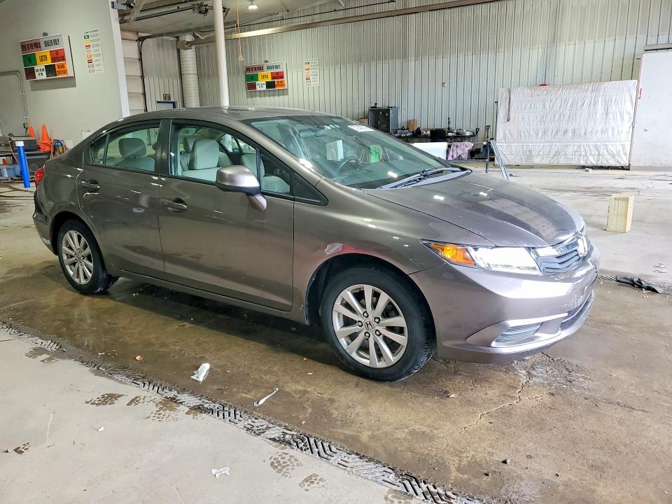 57648076 :رقم المزاد ، 19XFB2F81CE320792 vin ، 2012 Honda Civic مزاد بيع