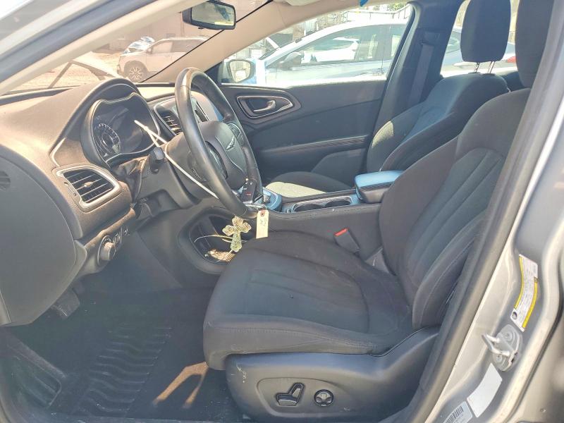 58493156 :رقم المزاد ، 1C3CCCFB6HN501251 vin ، 2017 Chrysler 200 مزاد بيع
