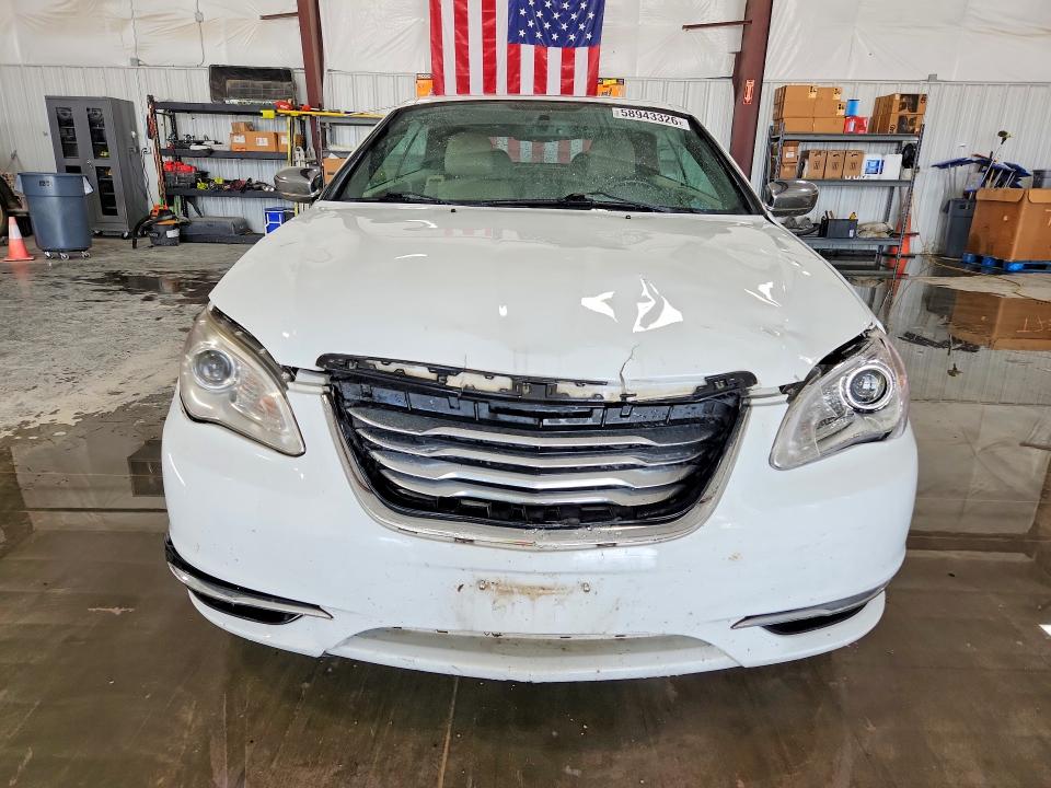 Auction sale of the 2012 Chrysler 200, vin: 1C3BCBFG5CN284902, lot number: 58943326