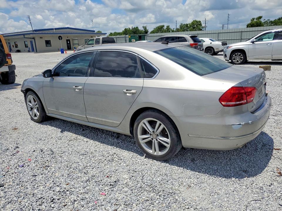 2013 Volkswagen Passat მანქანა იყიდება აუქციონზე, vin: 1VWBN7A30DC058364, აუქციონის ნომერი: 56377816