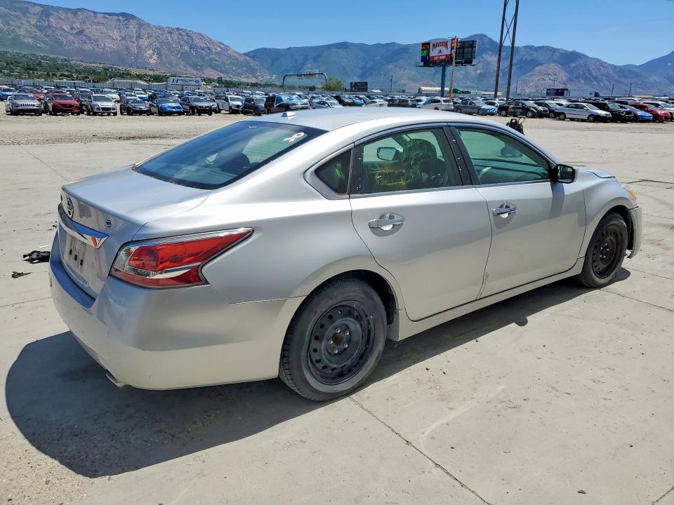 55712566 :رقم المزاد ، 1N4AL3AP1FN895685 vin ، 2015 Nissan Altima مزاد بيع