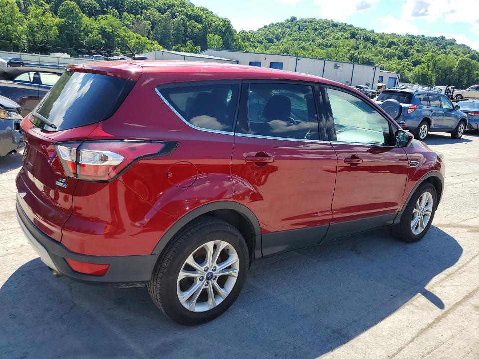 58401536 :رقم المزاد ، 1FMCU9GDXHUE04079 vin ، 2017 Ford Escape مزاد بيع