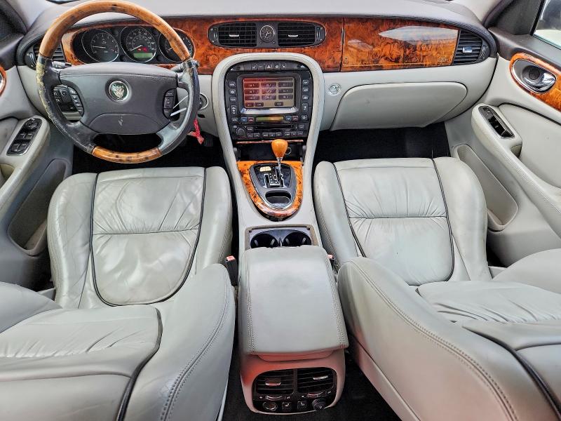 2004 Jaguar Vandenplas მანქანა იყიდება აუქციონზე, vin: SAJWA74CX4SG15058, აუქციონის ნომერი: 56301806