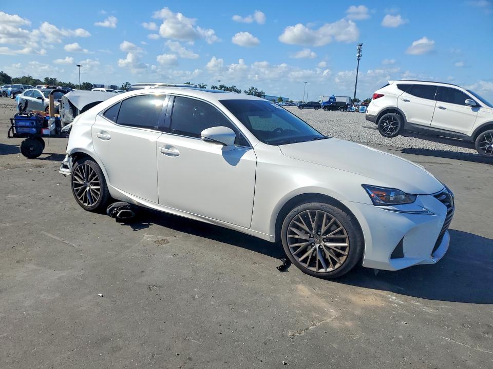 Продаж на аукціоні авто 2017 Lexus Is, vin: JTHBA1D25H5055385, номер лоту: 56342616