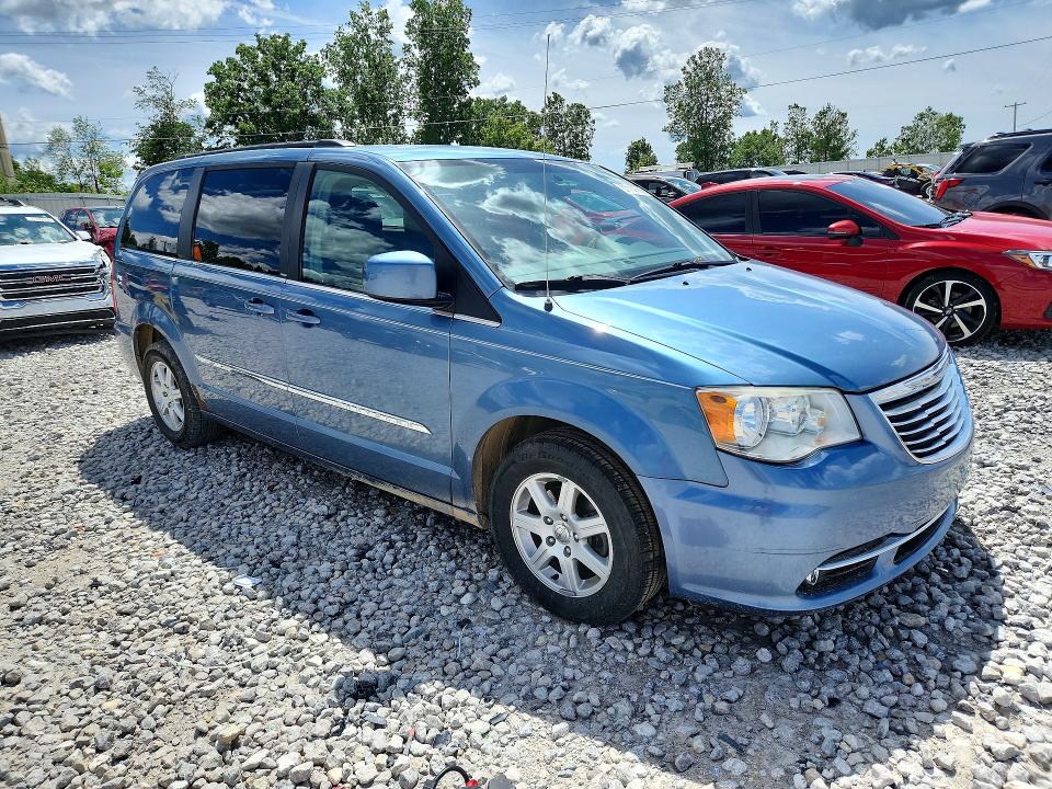 2011 Chrysler Town & Country მანქანა იყიდება აუქციონზე, vin: 2A4RR5DG6BR702506, აუქციონის ნომერი: 57114766