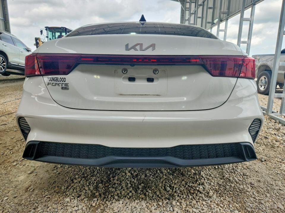 55789876 :رقم المزاد ، 3KPF24ADXPE633281 vin ، 2023 Kia Forte مزاد بيع