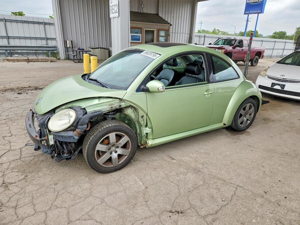 85635155 :رقم المزاد ، 3VWRG31C66M418997 vin ، 2006 Volkswagen New Beetle مزاد بيع