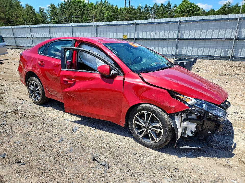 2023 Kia Forte მანქანა იყიდება აუქციონზე, vin: 3KPF24AD2PE658739, აუქციონის ნომერი: 57139976