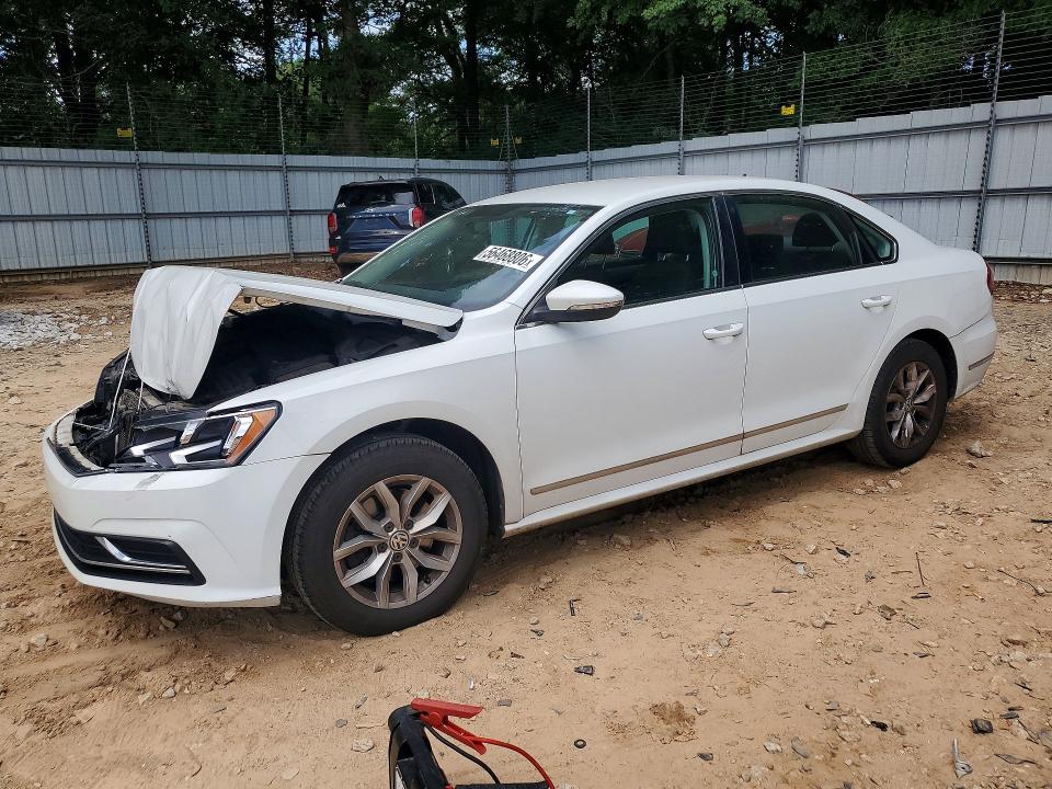 56468806 :رقم المزاد ، 1VWAT7A35HC053149 vin ، 2017 Volkswagen Passat مزاد بيع
