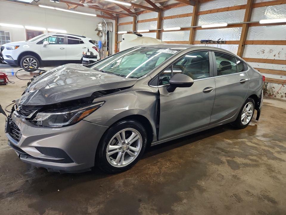 56418376 :رقم المزاد ، 1G1BE5SMXJ7140324 vin ، 2018 Chevrolet Cruze مزاد بيع