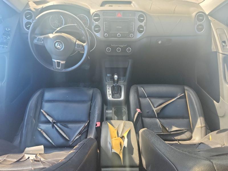54691776 :رقم المزاد ، WVGBV7AX4BW560596 vin ، 2011 Volkswagen Tiguan مزاد بيع