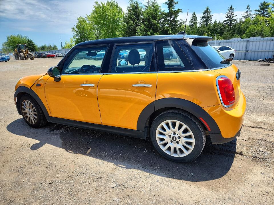 57116926 :رقم المزاد ، WMWXU1C35H2F78965 vin ، 2017 Mini Cooper مزاد بيع