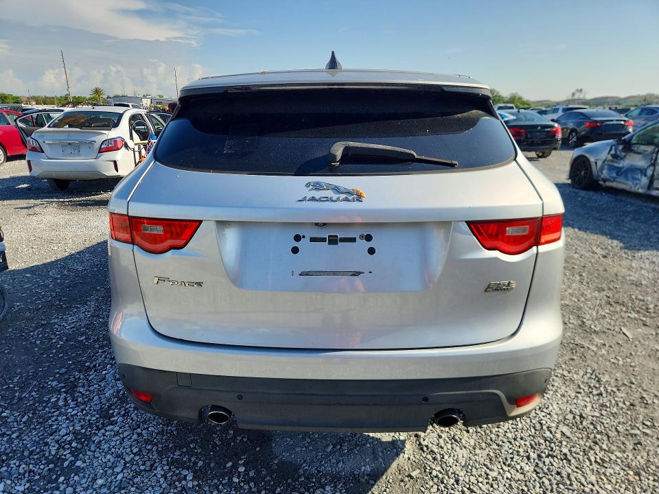 2020 Jaguar F-pace მანქანა იყიდება აუქციონზე, vin: SADCS2FX8LA640435, აუქციონის ნომერი: 58635096