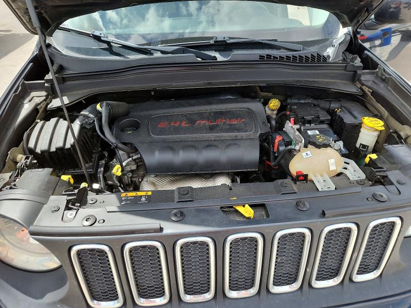 2015 Jeep Renegade მანქანა იყიდება აუქციონზე, vin: ZACCJABT6FPC14131, აუქციონის ნომერი: 57296056
