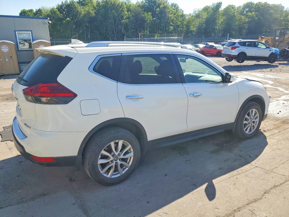 Продаж на аукціоні авто 2017 Nissan Rogue, vin: KNMAT2MV2HP604990, номер лоту: 55988846