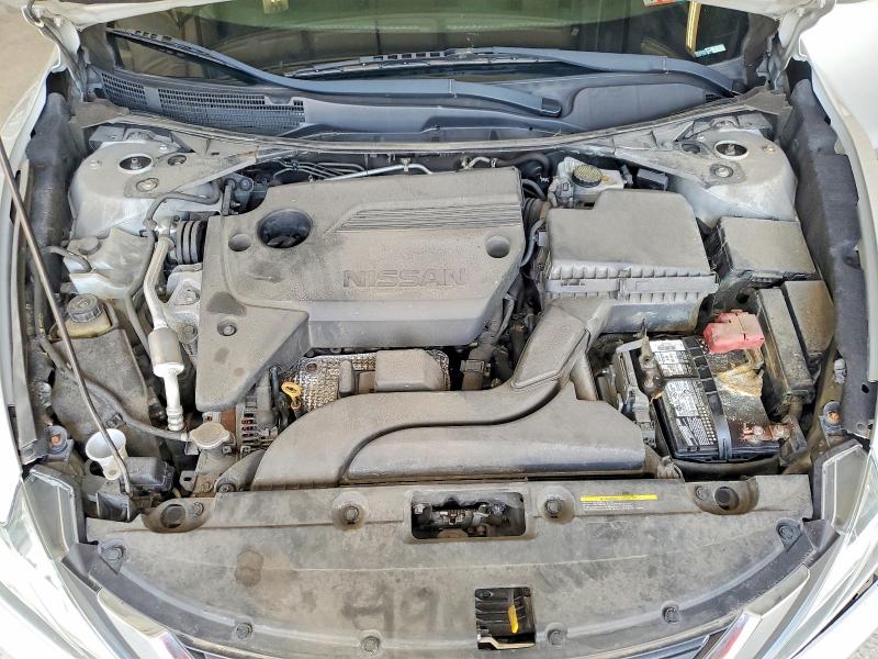 Продаж на аукціоні авто 2018 Nissan Altima, vin: 1N4AL3AP2JC194271, номер лоту: 58862426