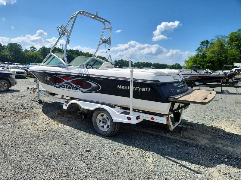 59266696 :رقم المزاد ، MBCA2AD4F102 vin ، 2002 Boat Mastercraf مزاد بيع