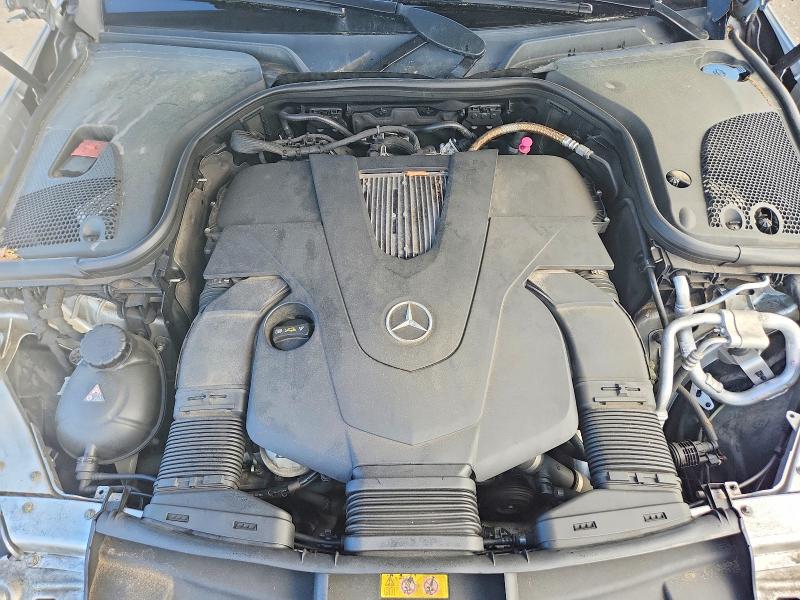 55428506 :رقم المزاد ، WDDZH6GB1HA201573 vin ، 2017 Mercedes-benz E مزاد بيع