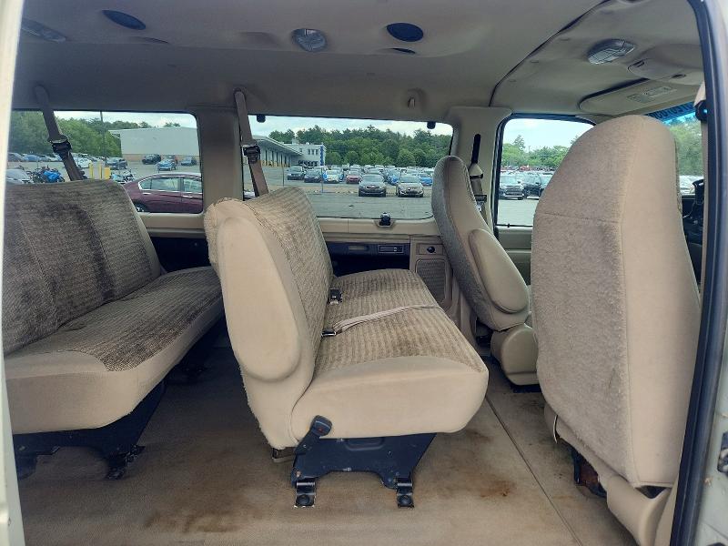 57267056 :رقم المزاد ، 1FBSS31L74HB07653 vin ، 2004 Ford E-350 Super Duty مزاد بيع