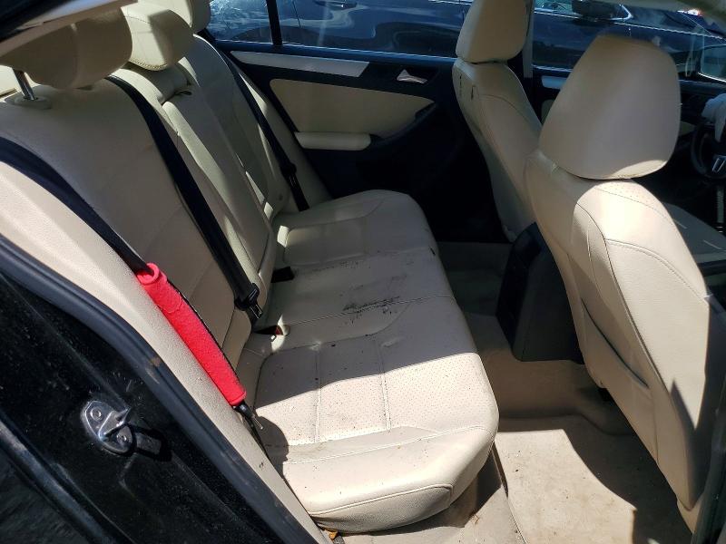 56958786 :رقم المزاد ، 3VWD17AJ0EM403248 vin ، 2014 Volkswagen Jetta مزاد بيع
