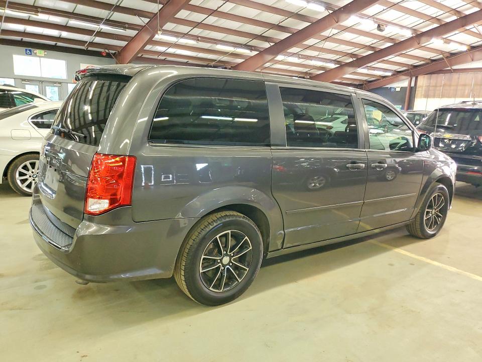 2017 Dodge Grand Caravan მანქანა იყიდება აუქციონზე, vin: 2C4RDGBG7HR562588, აუქციონის ნომერი: 58758056