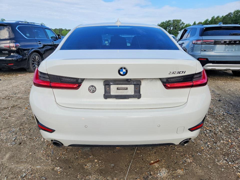 57200706 :رقم المزاد ، 3MW5R1J00M8B71386 vin ، 2021 Bmw 330i مزاد بيع