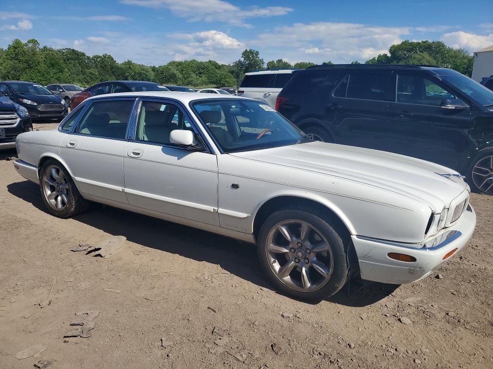 57625946 :رقم المزاد ، SAJDA15BXYMF15594 vin ، 2000 Jaguar Xjr مزاد بيع