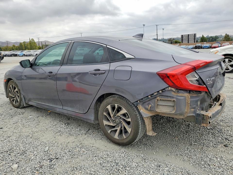 Продажа на аукционе авто 2018 Honda Civic, vin: 2HGFC2F75JH575131, номер лота: 58334206