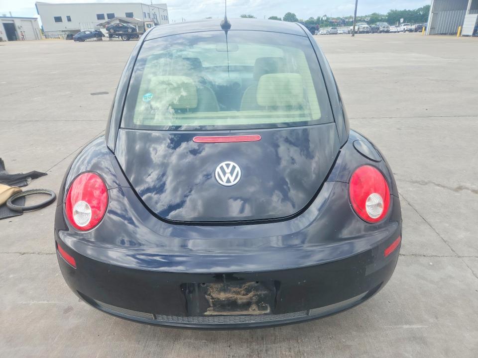 56314056 :رقم المزاد ، 3VWPW31CX9M506997 vin ، 2009 Volkswagen New Beetle مزاد بيع