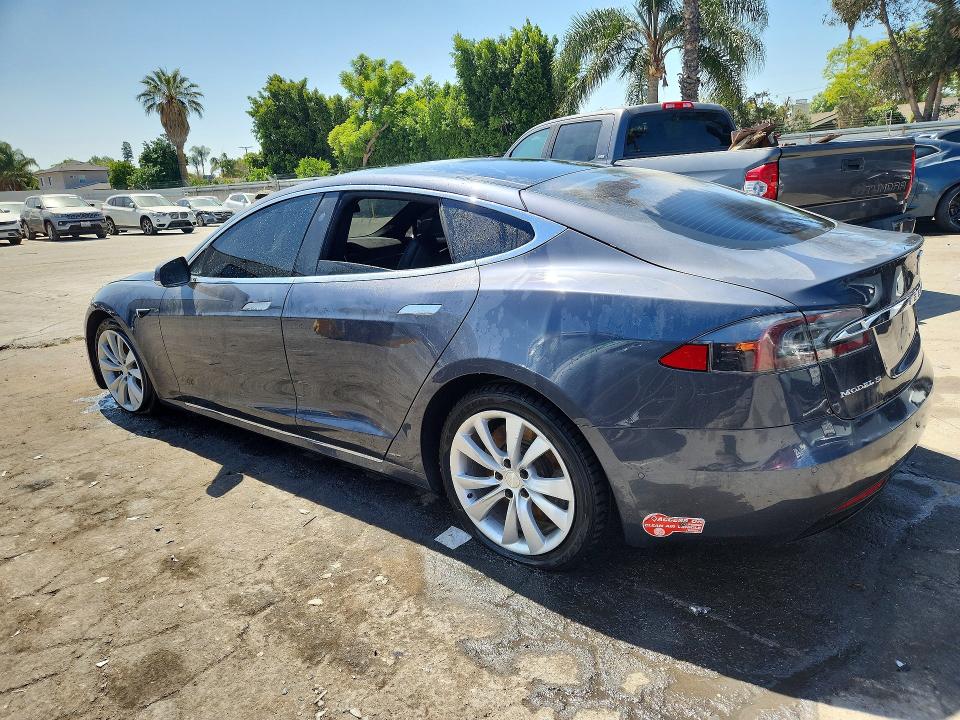 2017 Tesla Model S მანქანა იყიდება აუქციონზე, vin: 5YJSA1E27HF187787, აუქციონის ნომერი: 51377646