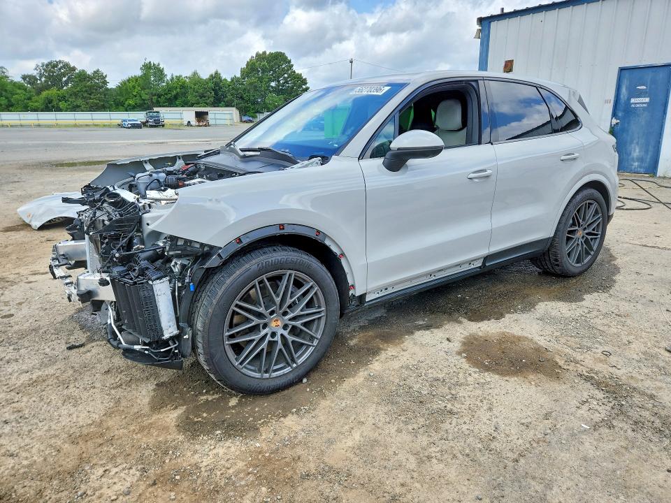 56270396 :رقم المزاد ، WP1AA2AY7SDA07040 vin ، 2025 Porsche Cayenne مزاد بيع