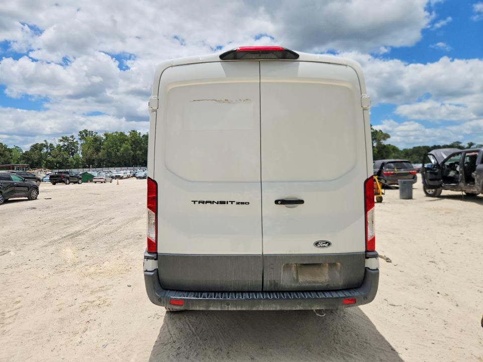 2026 Ford Transit მანქანა იყიდება აუქციონზე, vin: 1FTBR1C83TKA84233, აუქციონის ნომერი: 56359026